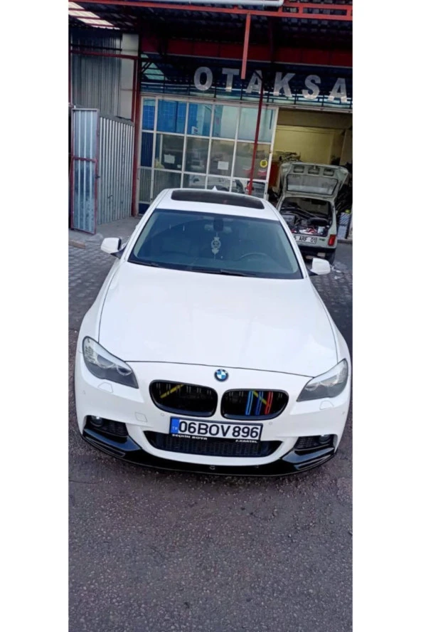 Bmw F10 Ön Tampon Eki - Plastik - Parlak Siyah ürün görseli 1