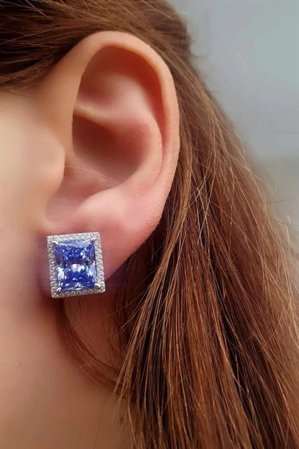 Sky Diamond Purple Aleksantrit Taşlı 925Ayar Gümüş Beyaz Altın Kaplama Lüks Baget Küpe ürün görseli 1