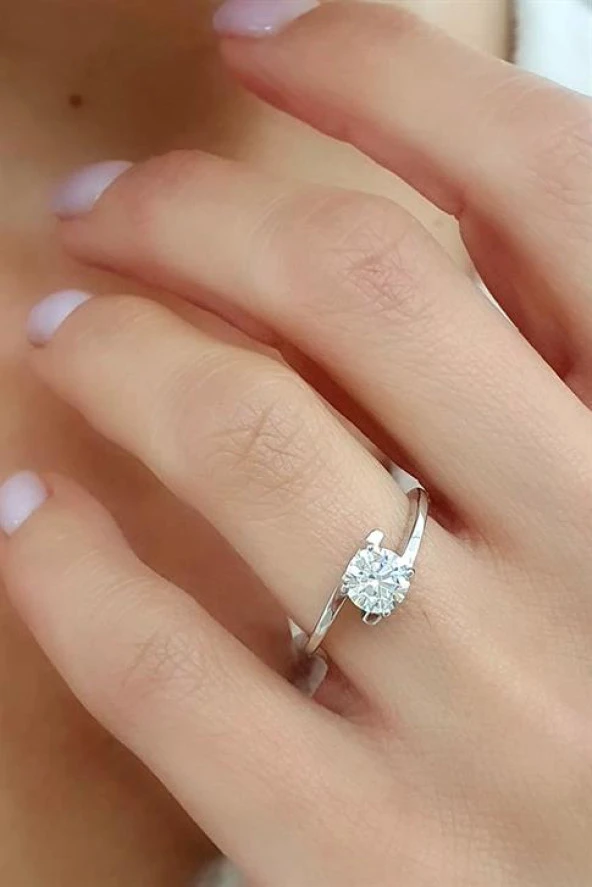 Sky Diamond Taşlı 925Ayar Gümüş Üzerine Beyaz Altın Kaplama Sarmal  Tek Taş Yüzük ürün görseli 1