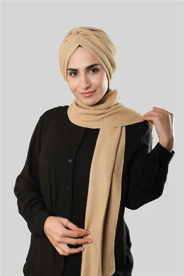 Bej Kışlık Kendinden Atkılı Peluş Tesettür Bone Jakar Düz 2329_12 ürün görseli 1