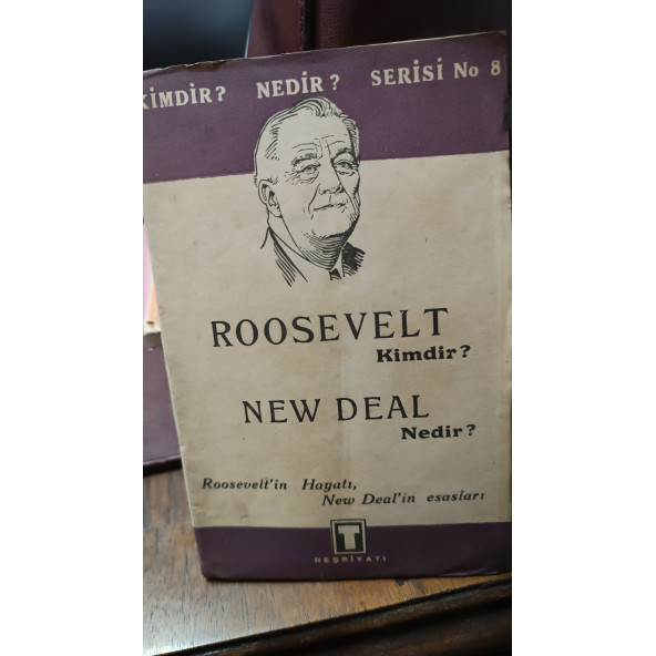 ROOSEVELT KİMDİR ? NEW DEAL NEDİR ? - ROOSEVELT'İN HAYATI NEW DEAL'İN ESASLARI Ziyat Ebuzziya Tasvir Neşriyatı ürün görseli 1