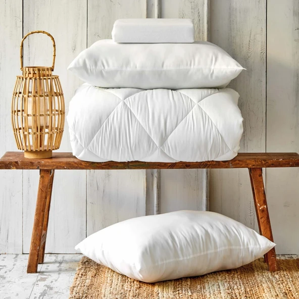 Karaca Home Microfiber Soft Çift Kişilik Yorgan ve 2 Adet Silikon Yastık ürün görseli 1