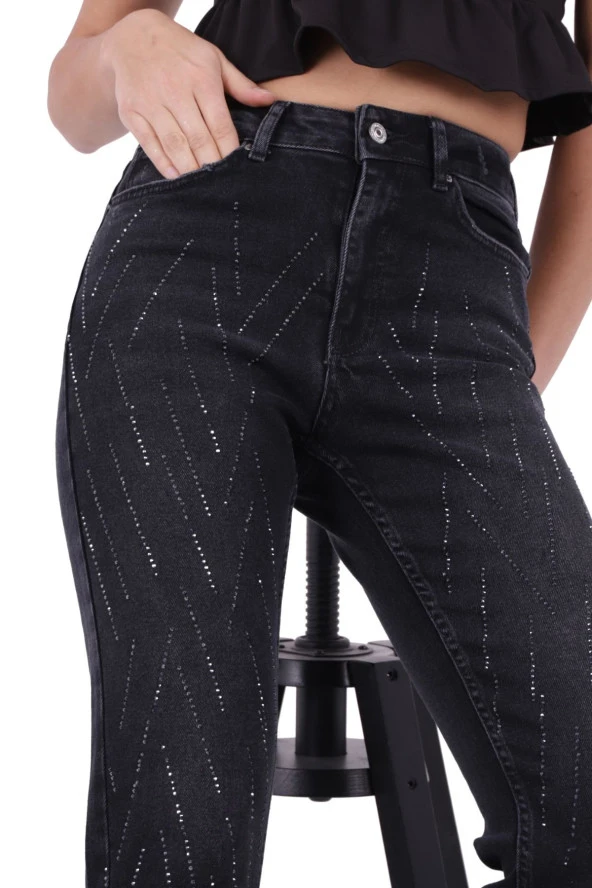 Çizgili Taşlı ve Yüksek Belli Paçaları Dikişsiz Mom Jean Kadın Kot Pantolon Antrasit Denim ürün görseli 1