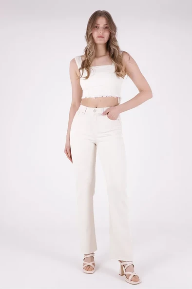 Paçaları Dikişsiz ve Geniş Paçalı Yüksek Belli Rahat / Relaxed  Kadın Kot Pantolon Doğal Denim Jean ürün görseli 1
