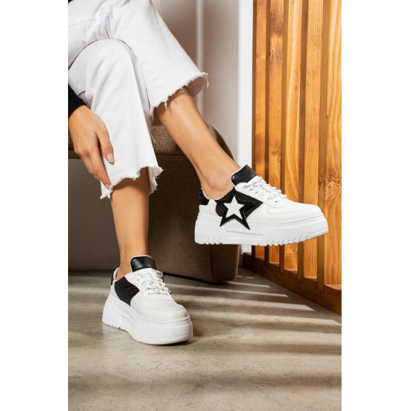 Lk Ortapedik Bağcıklı Yıldız Detaylı Günlük Sneaker Ayakkabı ürün görseli 1