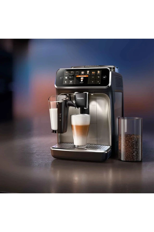 Philips 12 Farklı kahve , AquaClean filtre 5000 seri Tam Otomatik Espresso Makinesi Siyah ürün görseli 1