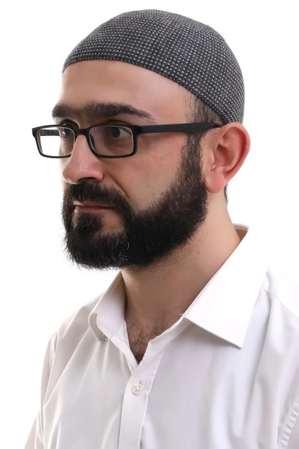 Siyah Kışlık Nokta Desenli Orlon Namaz Takkesi ürün görseli 1
