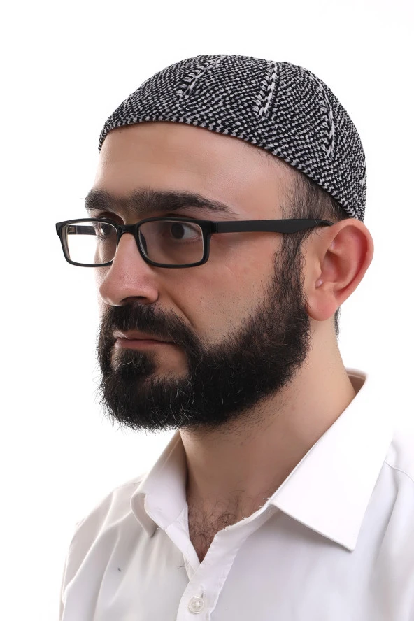 Siyah Gri Kışlık Çift Renk Kadife Namaz Takkesi ürün görseli 1