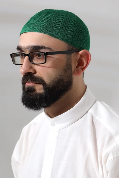 Yeşil Safir Dantel Detaylı Örme Namaz Takkesi ürün görseli 1