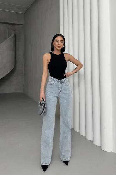 Cep Kenarları Taş Detaylı ve Yüksek Belli Cepli Rahat Kot Kadın Pantolon Kar Yıkama Açık Mavi Denim ürün görseli 1