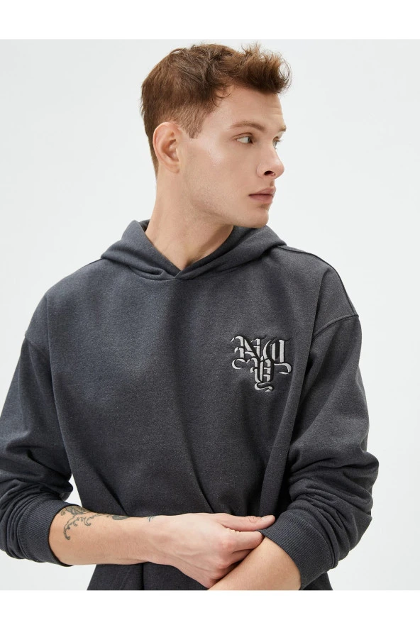 Slogan Baskılı Hoodie Rahat Kesim Kanguru Cepli ürün görseli 1