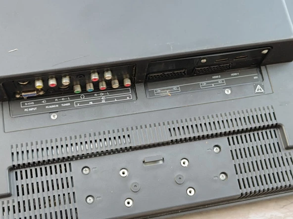 Tevion 32 inç LCD Tv MD30302 A (Hasarlı) - Resim 7