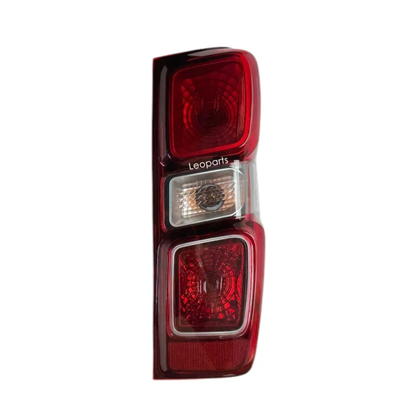 Leoparts Isuzu D-Max Stop Lambası Sağ (Ledsiz) 2020-2025 8974882830 ürün görseli 1