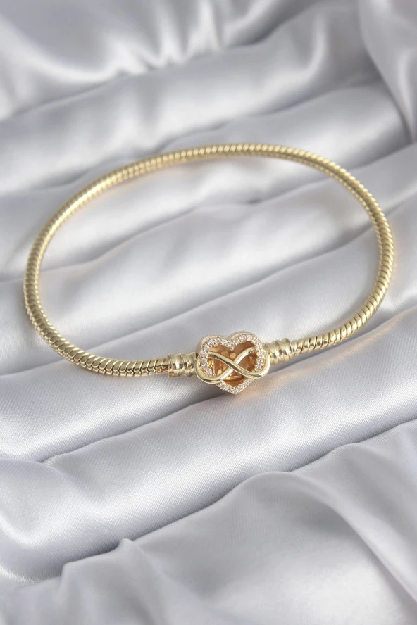 Pirinç Gold Renk Zirkon Taşlı Kalp Sonsuzluk Model Charm Kadın Bileklik - TJ-BB5797 ürün görseli 1