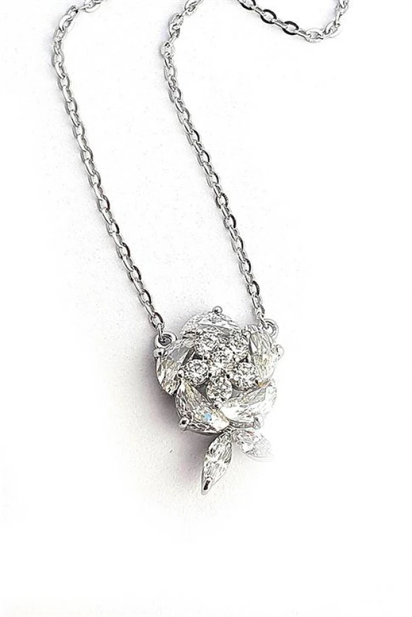 Swarovski Taşlı 925Ayar Gümüş Gül Kolye ürün görseli 1