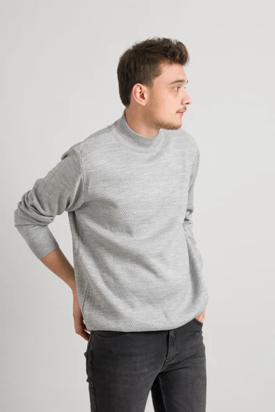 Regular Fit Yarım Balıkçı Nokta Desenli Akrilik Viskon Karışımlı Erkek Triko Kazak ürün görseli 1
