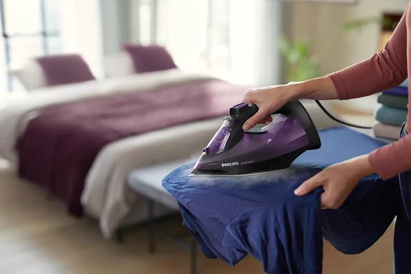 Philips DST5030/80 5000 Serisi Buharlı Ütü - Resim 5