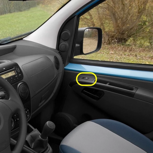 Peugeot Bipper 2008-2016 Sağ Ön Kapı Cam Açma Düğmesi Çerçeveli ürün görseli 1
