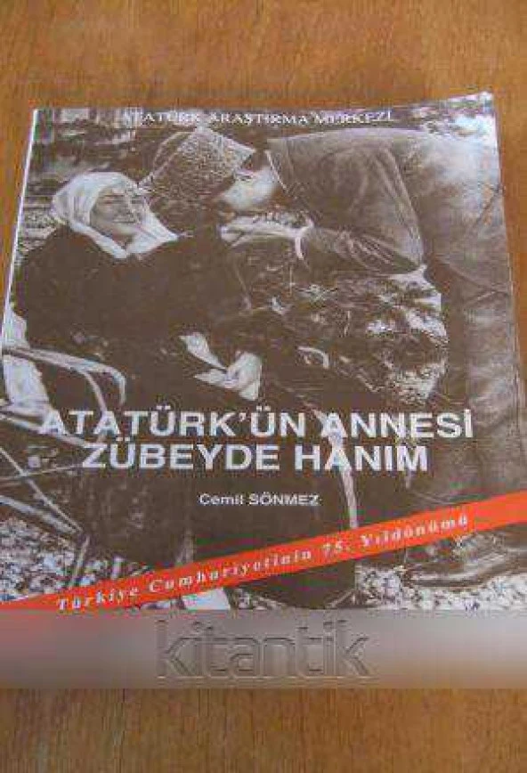 ATATÜRK'ÜN ANNESİ ZÜBEYDE HANIM ürün görseli 1