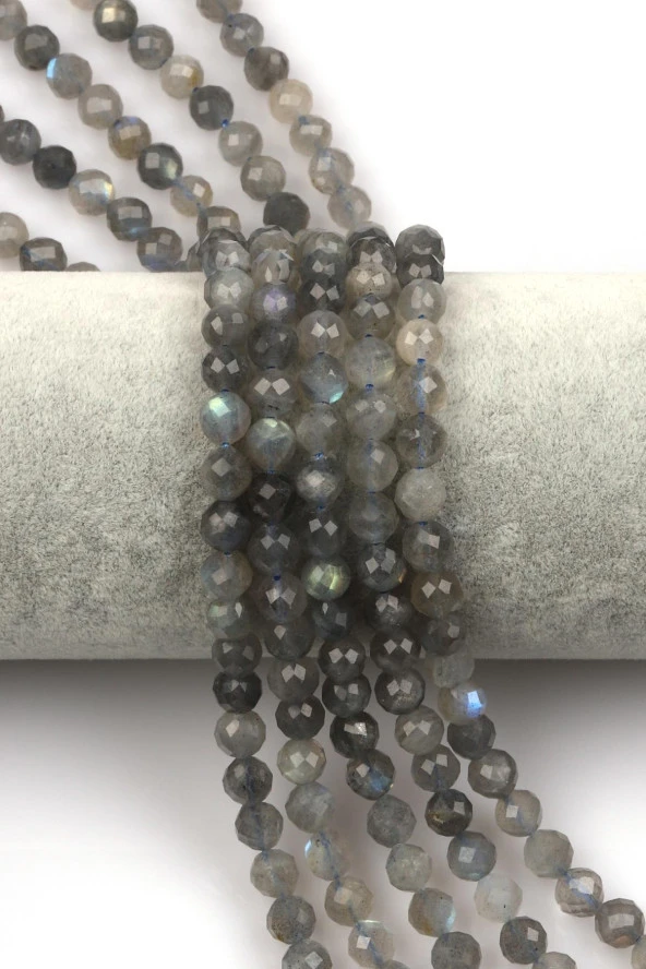 Labradorit ( AB Kalite ) Doğal Taş Dizi 8 mm Fasetli Küre Kesim ürün görseli 1