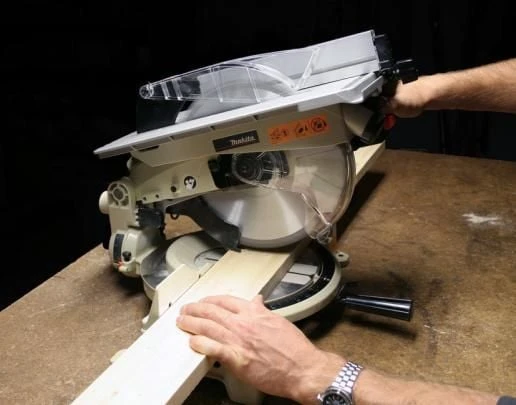 Makita Lh1040 Üst Tablalı Gönye Testere - Resim 2