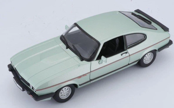 Bburago Ford Capri 1982 1:24 Model Araba - Resim 4