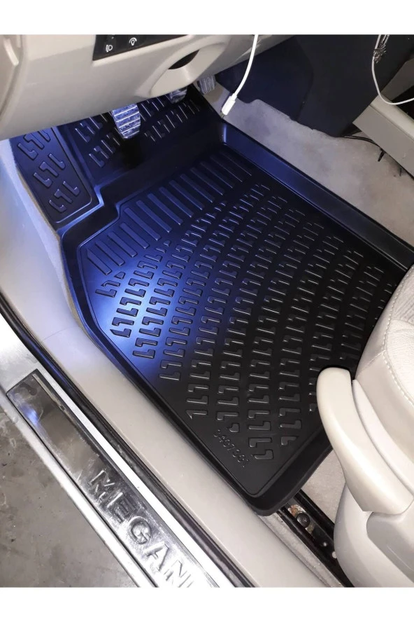 Rizline  Hyundai i20 2010 Araca Özel Üretim 3D Havuzlu Paspas ürün görseli 1