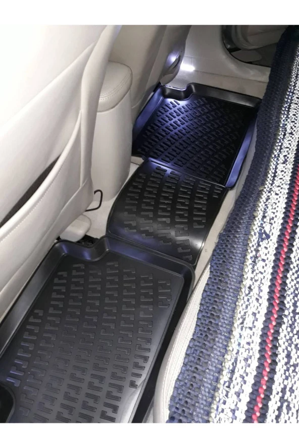 Rizline  Peugeot 2008 2019 Araca Özel Üretim 3D Havuzlu Paspas ürün görseli 1