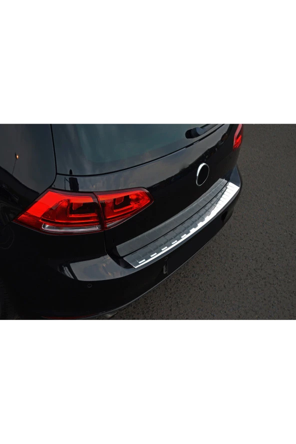 VW Golf 7 HB Krom Arka Tampon Eşiği 2013-2020 ürün görseli 1