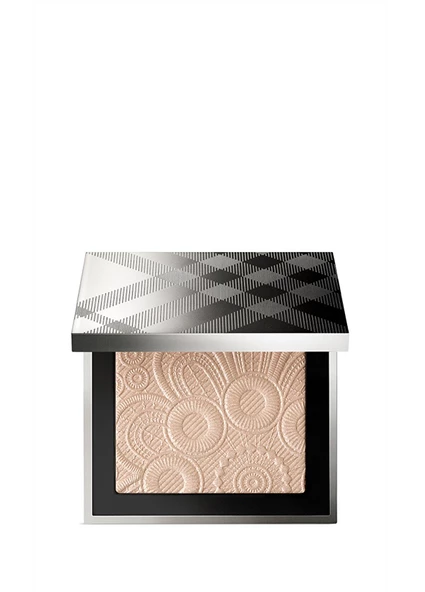 Burberry Fresh Glow Highlighter - 02 Nude Gold ürün görseli 1