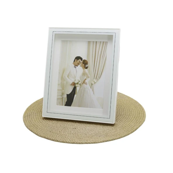 T.Concept LED Işıklı Fotoğraf Çerçevesi Beyaz 25*20 cm ürün görseli 1