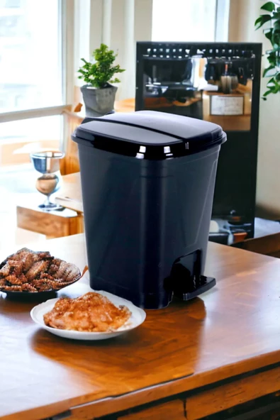 5 Litre Siyah Kare Pedallı Çöp Kovası - Mutfak Tezgah Üstü, Banyo Ve Ofis Için Çöp Kovası ürün görseli 1