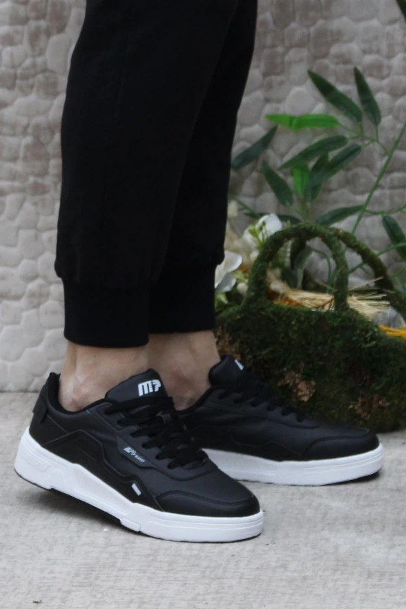 M.P 241 1544 Siyah Beyaz Anatomik Rahat Orijinal Ürün Sneaker Erkek Ayakkabı ürün görseli 1