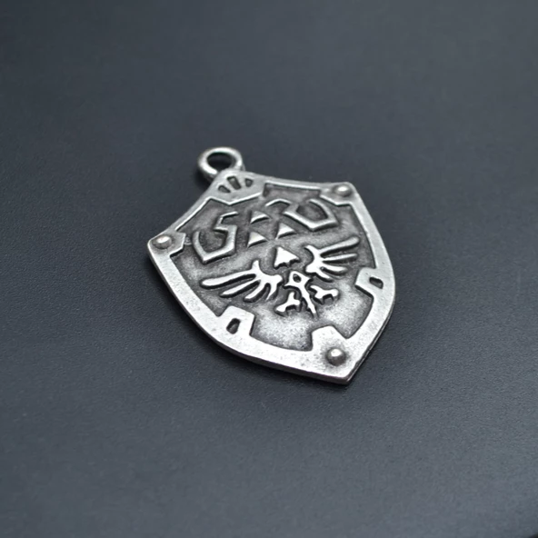 The Legend Of Zelda Kalkan Kolye Ucu - Antik Gümüş Kaplama - Kod:106 ürün görseli 1
