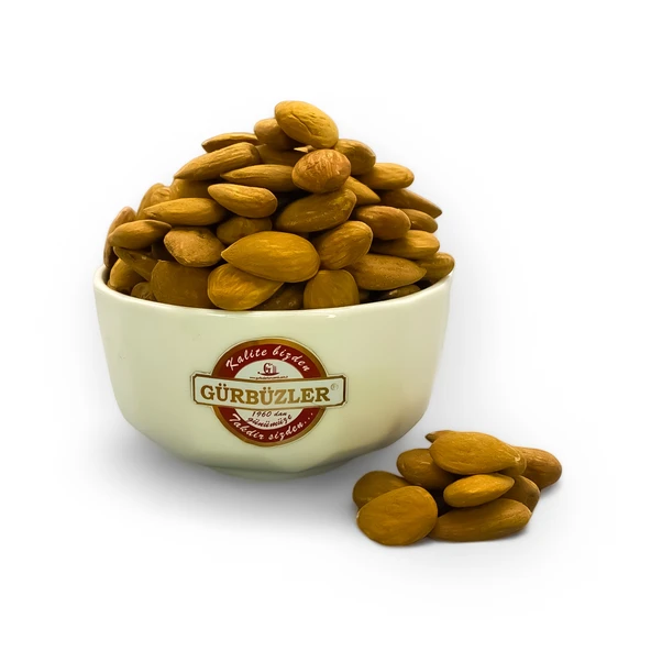 Badem İçi Yerli Çiğ 1 Kg ürün görseli 1