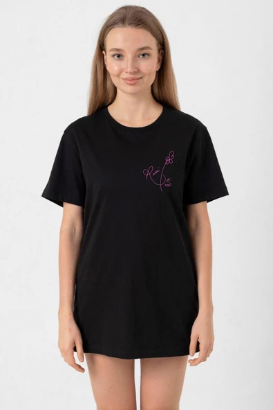Blackpink Rose Signature Siyah Kadın Oversize Tshirt ürün görseli 1