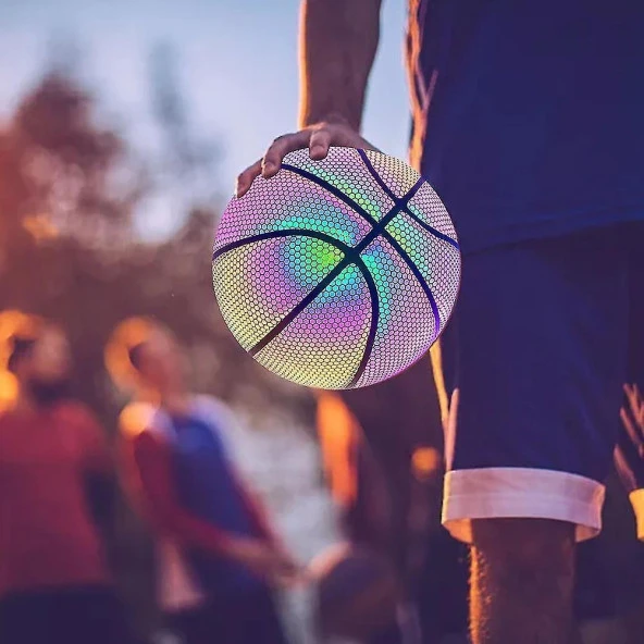 Kapris Holografik Işıklı Basketbol Topu No: 7 ürün görseli 1