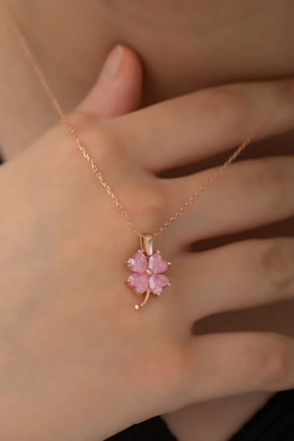 925 Ayar Gümüş Pembe Taşlı Yonca  Kolye Kadın Gümüş Kolye ürün görseli 1
