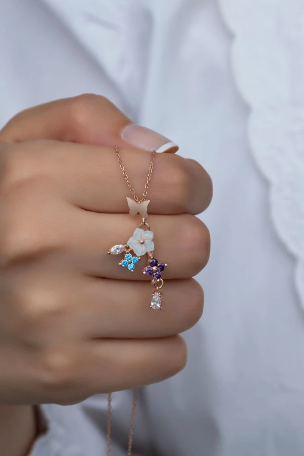 925 Ayar Gümüş Kelebek ve Yonca Bahar Çiçeği Manolya Kolye ürün görseli 1