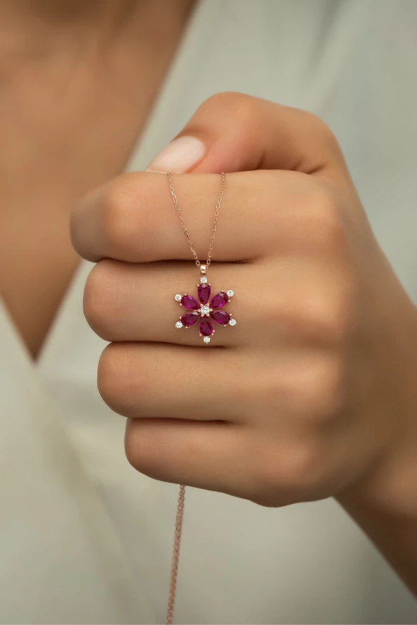 925 Ayar Gümüş Rose Kırmızı Zirkon Taşlı Çiçek Kolye ürün görseli 1