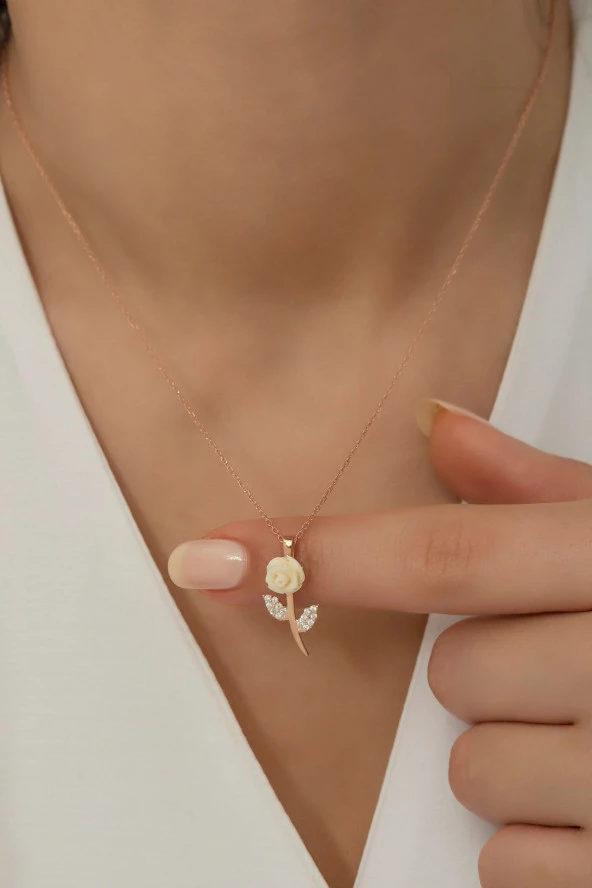 925 Ayar Gümüş Rose Beyaz Gül Kolye ürün görseli 1