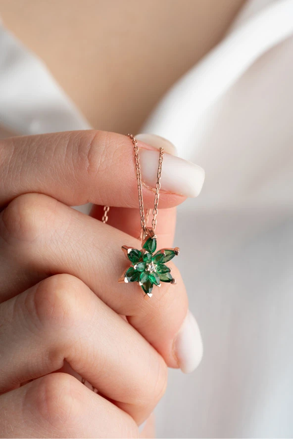 925 Ayar Gümüş Rose Yeşil Taşlı Lotus Çiçeği Kolye ürün görseli 1