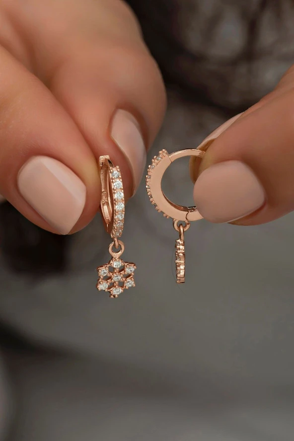 925 Ayar Gümüş Sallantılı Rose Zirkon Kartanesi Küpe ürün görseli 1