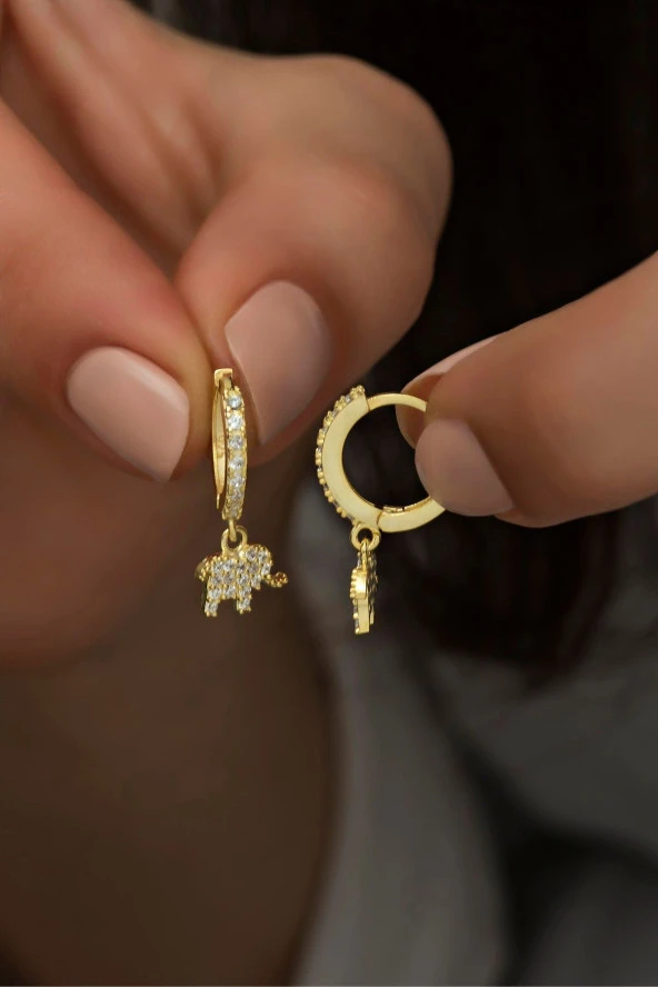 925 Ayar Gümüş Sallantılı Gold Fil Küpe ürün görseli 1