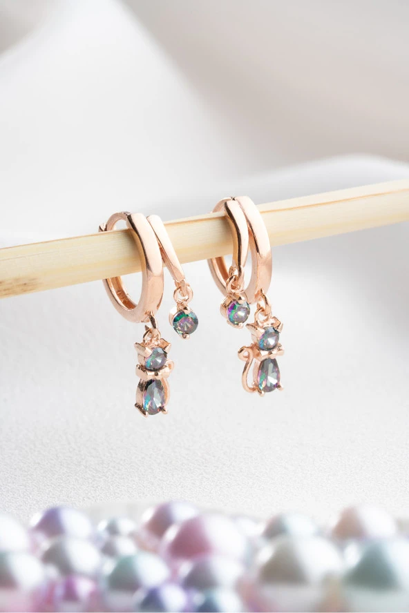 925 Ayar Gümüş Rose Mistik Topaz Taşlı 12 mm Kedi Küpe ürün görseli 1
