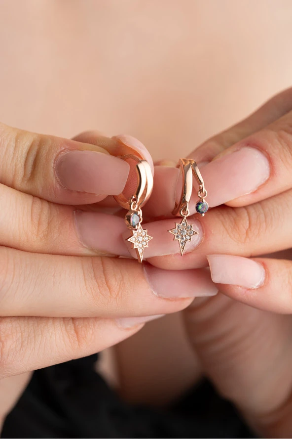 925 Ayar Gümüş Rose Mistik Topaz Taşlı 12 mm Kutup Yıldızı Küpe ürün görseli 1