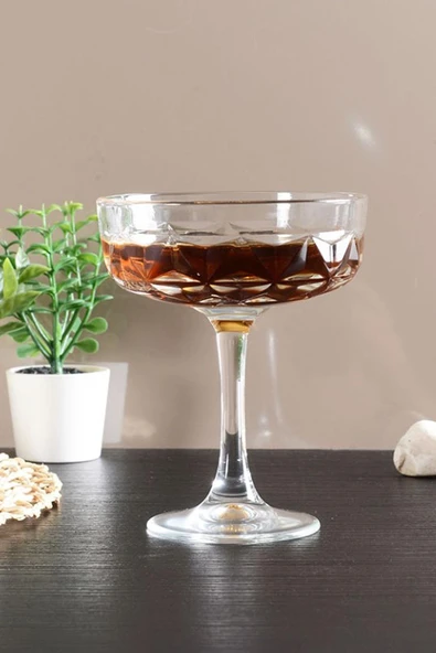 Paşabahçe Estrella 4'lü Martini Kokteyl Kadeh 1204339 440454 235 cc ürün görseli 1