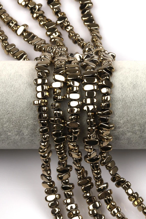 Açık Gold Renkli Hematit Dizi 4 x 8 mm Kırık Model Kesim ürün görseli 1