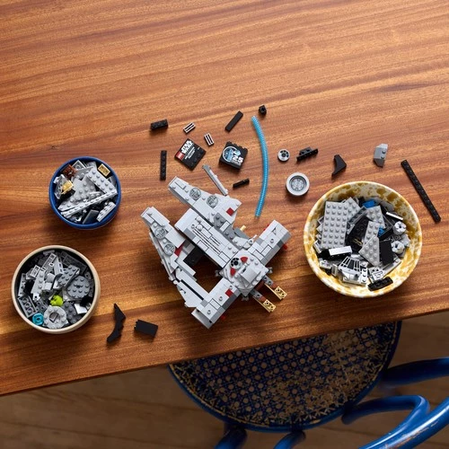 LEGO Star Wars 75375 Millennium Falcon  (921 Parça) - Resim 10