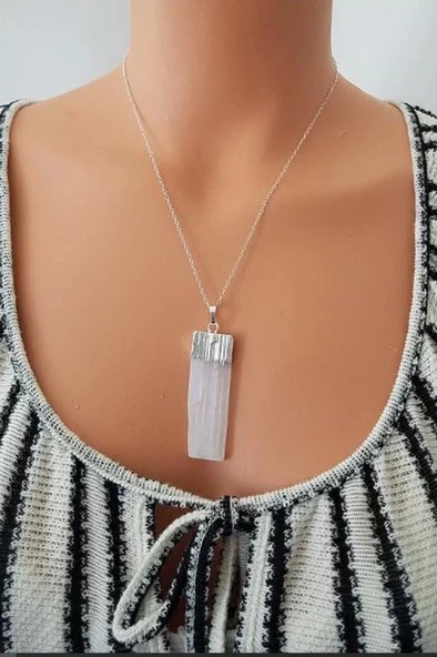 Doğal Beyaz Selenit Kolye 640 ürün görseli 1